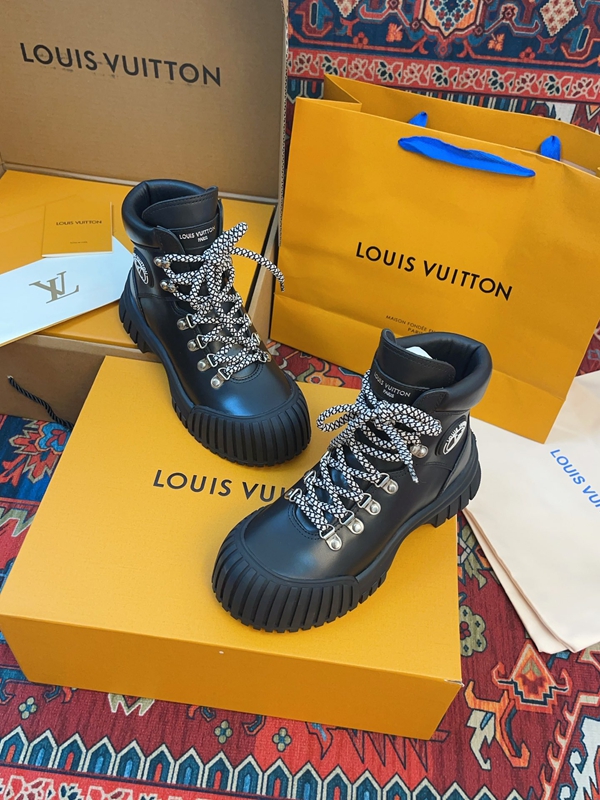 ルイヴィトン靴内部構造